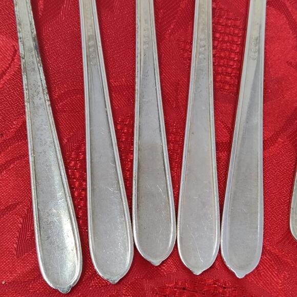 11X Silver Plate Dinner Salad Forks Nobility Plate Royal Rose Oneida - Picture 13 of 16